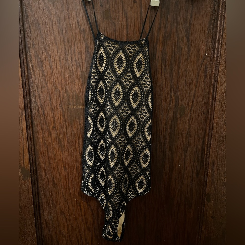 Nightcap Clothing Italian Lace Bodysuit XS 0 2 4 EUC Perfect for Festivals